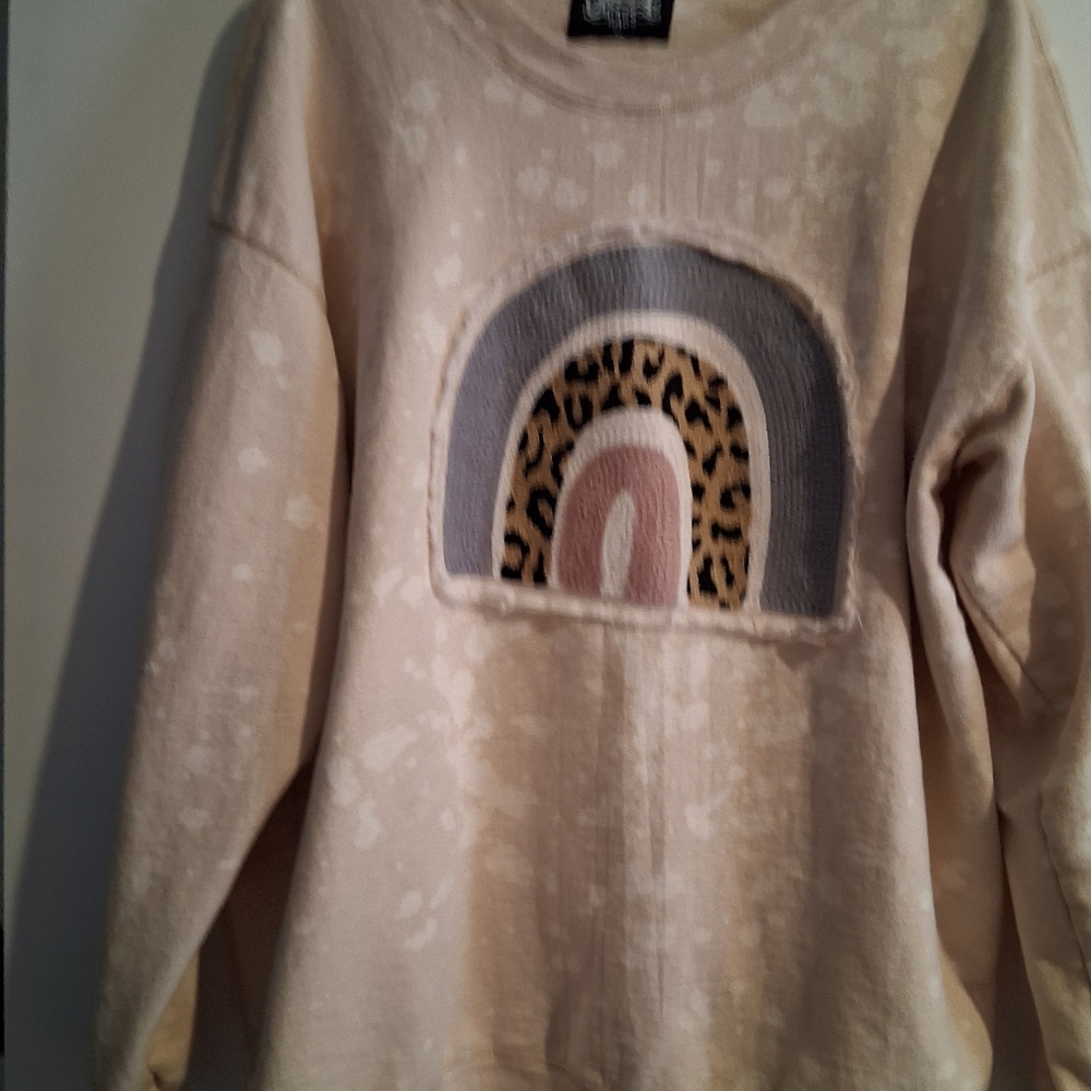 One 24 Rags Cream Sweatshirt with Rainbow and Leopard Patch